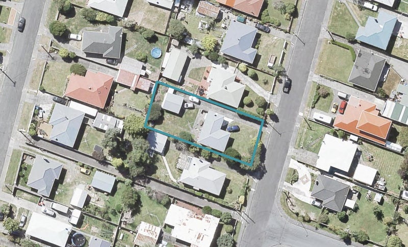 66 Peel Place, Wainuiomata, Lower Hutt - Carousel 1