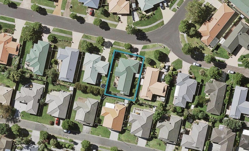 14 Millington Place, Huntington Park, Auckland - Carousel 1