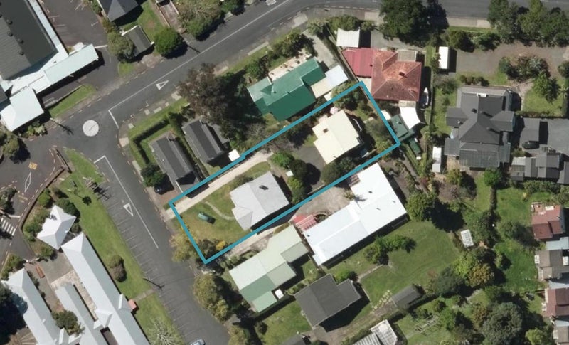 5 Kent Road, Regent, Whangārei - Carousel 1