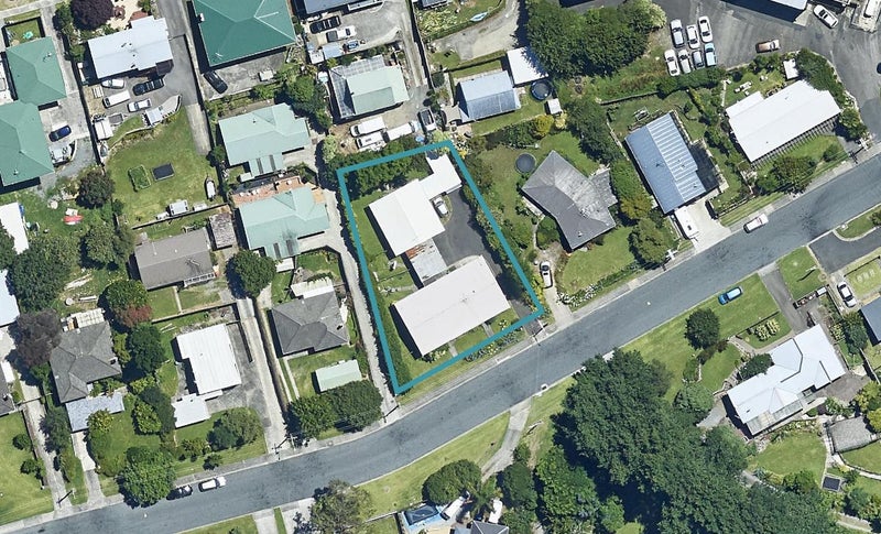 2/27 Paine Street, Judea, Tauranga - Carousel 1
