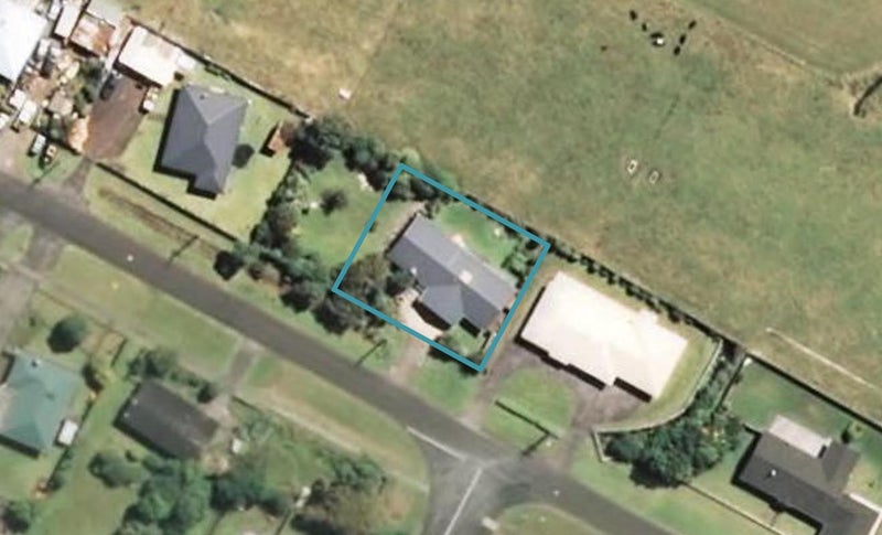 45 Gisborne Terrace, Opunake - Carousel 1