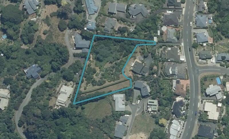 33 Commodore Place, Britannia Heights, Nelson - Carousel 1