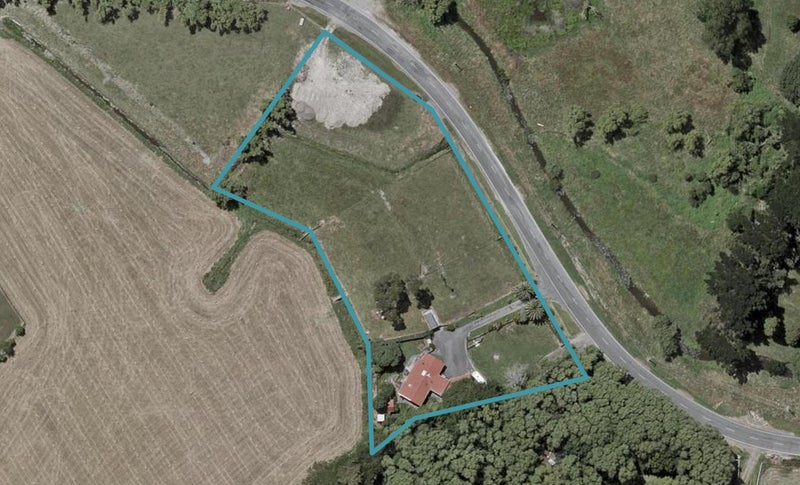 69 Te Horo Beach Road, Te Horo - Carousel 1