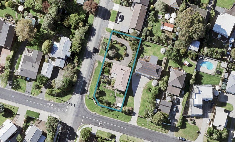 1A Shelly Bay Road, Beachlands, Auckland - Carousel 1