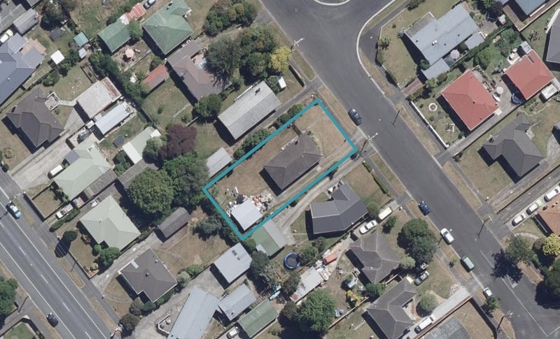 9 Dalesford Street, Silverdale, Hamilton - Carousel 1