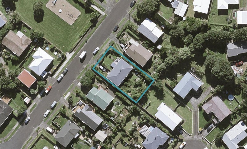 67 Marama Crescent, Spotswood, New Plymouth - Carousel 1
