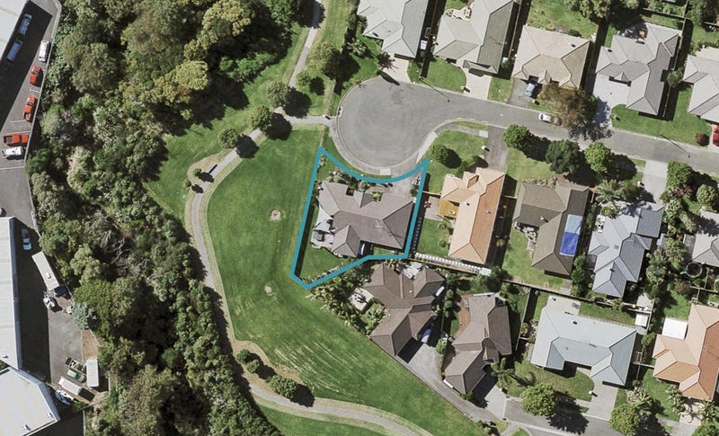 14 Riplington Road, Huntington Park, Auckland - Carousel 1