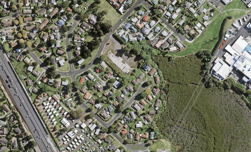 83B Kindergarten Drive, Conifer Grove, Takanini - Carousel 1