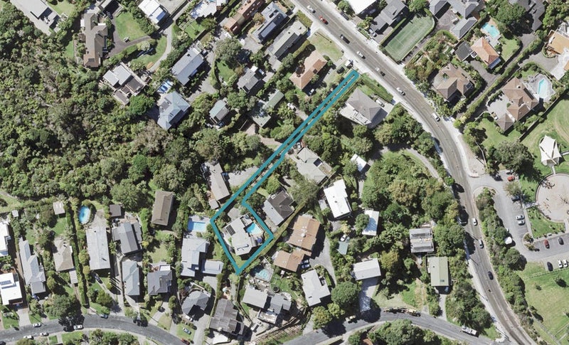 118 Beach Road, Castor Bay, Auckland - Carousel 1