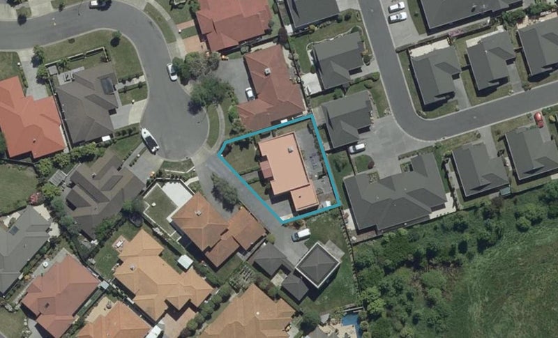 15 Mica Place, Northwood, Christchurch - Carousel 1