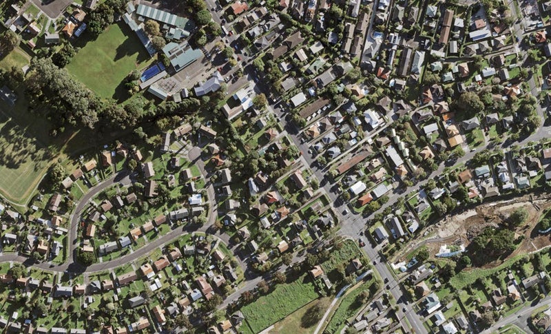 2/131 Richardson Road, Mount Albert, Auckland - Carousel 1