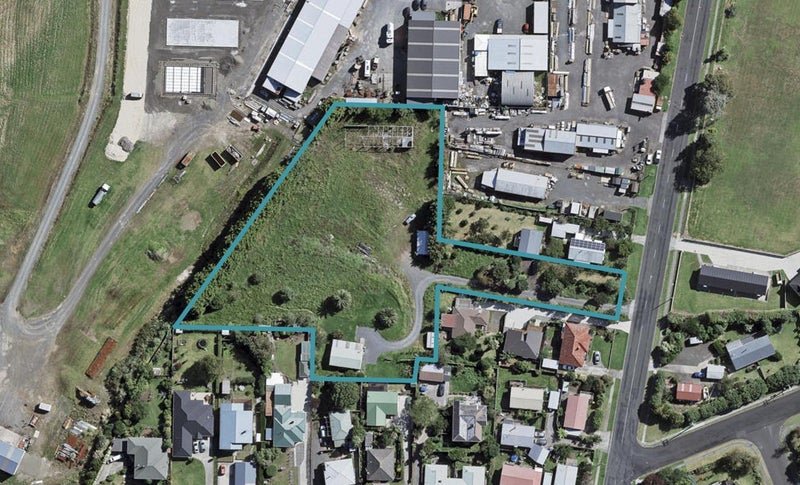 129 Queen Street, Waiuku, Waiuku - Carousel 1