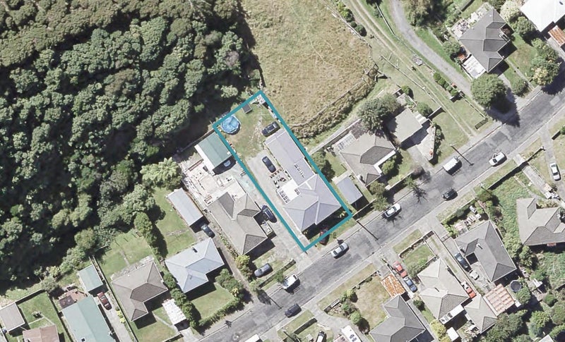 50 Lees Grove, Wainuiomata, Lower Hutt - Carousel 1