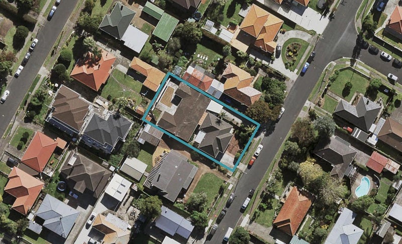 1/4 Carlie Street, Papatoetoe, Auckland - Carousel 1
