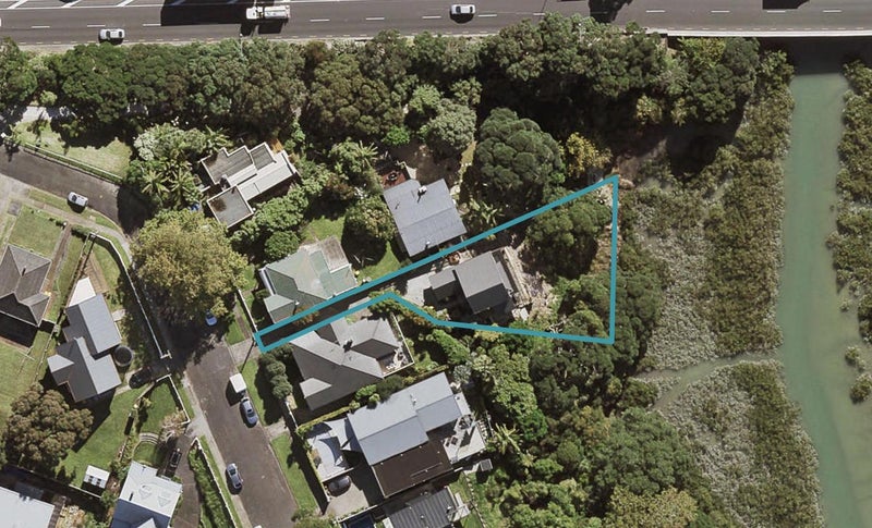31 Waimana Avenue, Northcote Point, Auckland - Carousel 1