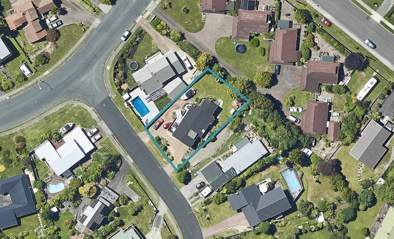 4 Mark Place, Lynmore, Rotorua - Carousel 1