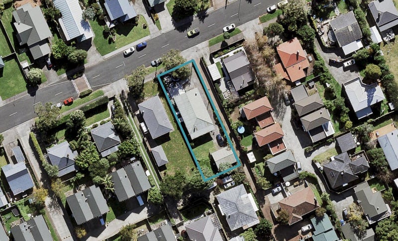 44 Wingate Street, Avondale, Auckland - Carousel 1