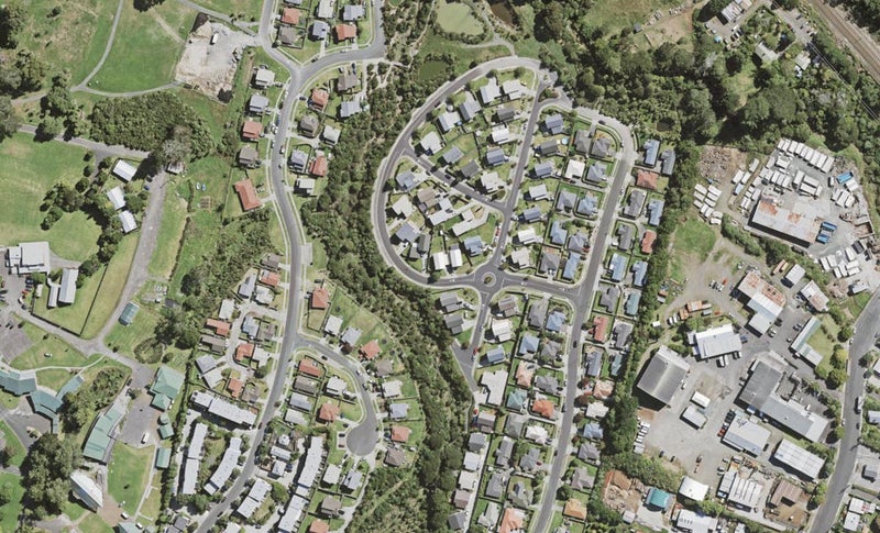 11 Titch Place, Glen Eden, Auckland - Carousel 1