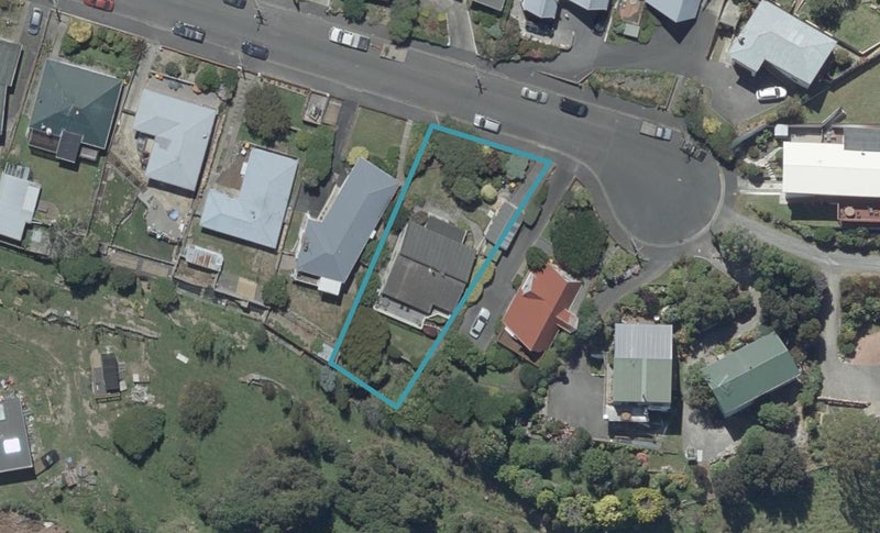 20 Dalrymple Street, Pine Hill, Dunedin - Carousel 1