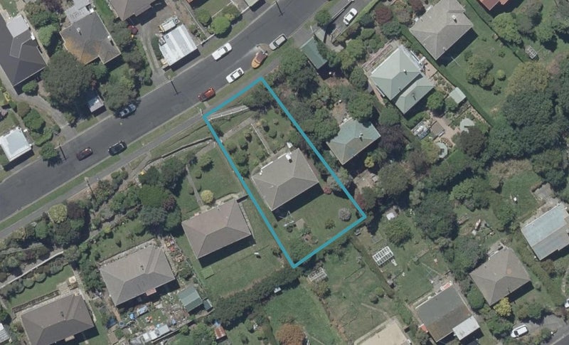 46 Greenhill Avenue, Wakari, Dunedin - Carousel 1