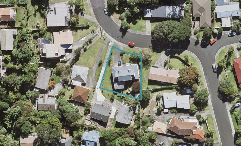 16 Glenwood Avenue, Birkenhead, Auckland - Carousel 1
