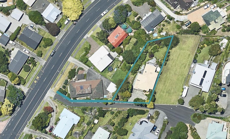23 Victory Street, Welcome Bay, Tauranga - Carousel 1
