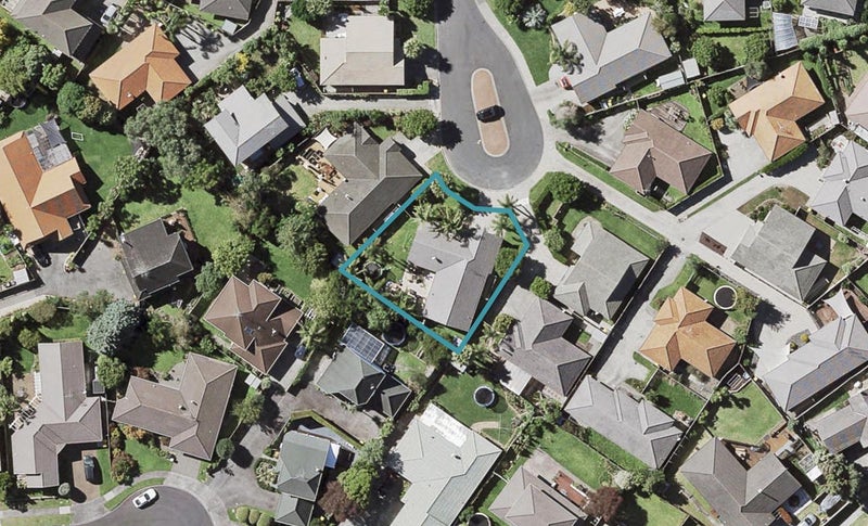 9 Aviara Court, Northpark, Auckland - Carousel 1