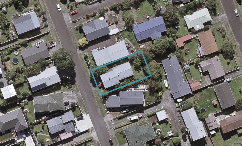 17 Mayfair Place, Westown, New Plymouth - Carousel 1