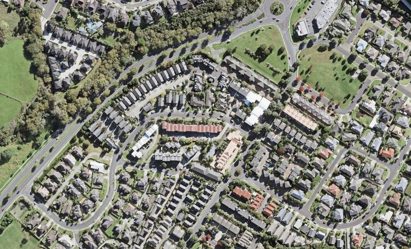 1/13 John Jennings Drive, Oteha, Auckland - Carousel 1