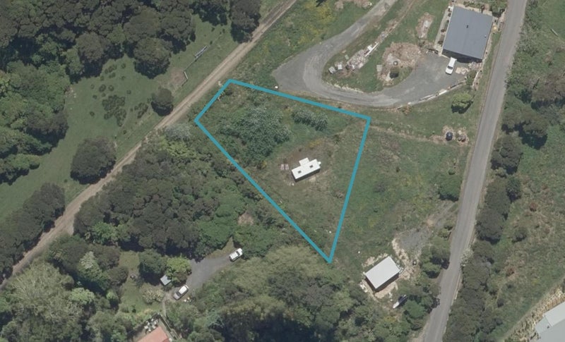 15 Phoebe Street, Osborne, Port Chalmers - Carousel 1