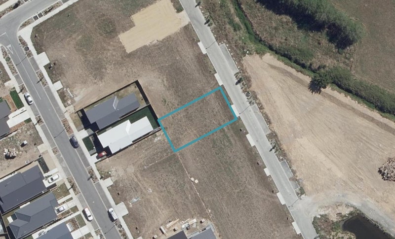 27 Wairua Avenue, Baverstock, Hamilton - Carousel 1