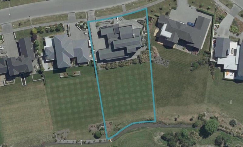 5 East Stream Lane, Northwood, Christchurch - Carousel 1