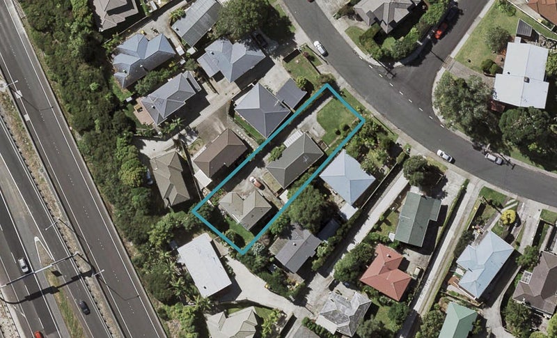 1/36 Lyttelton Avenue, Forrest Hill, Auckland - Carousel 1