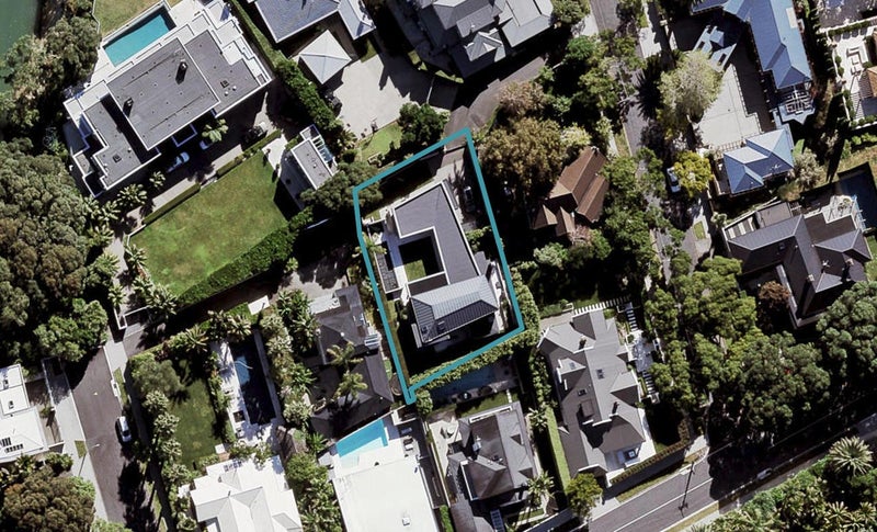 6 River Terrace, Herne Bay, Auckland - Carousel 1