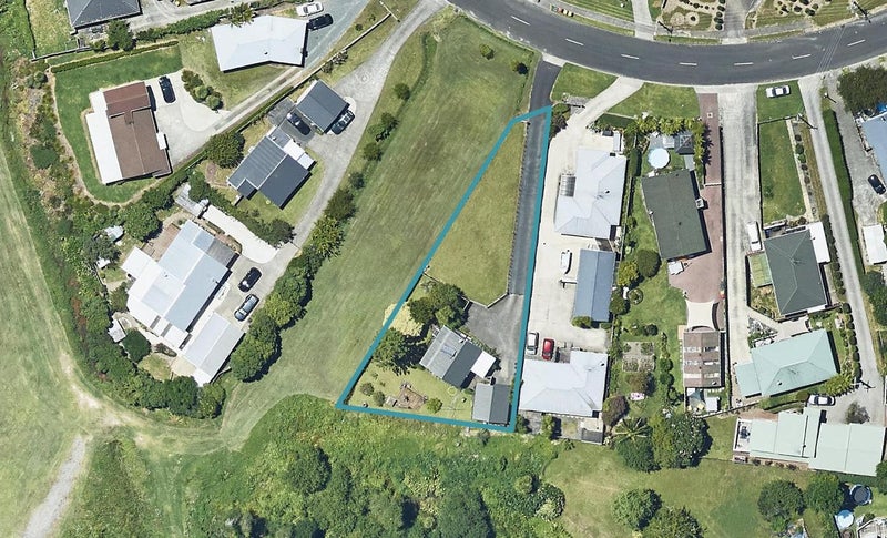 30 Humber Crescent, Gate Pa, Tauranga - Carousel 1