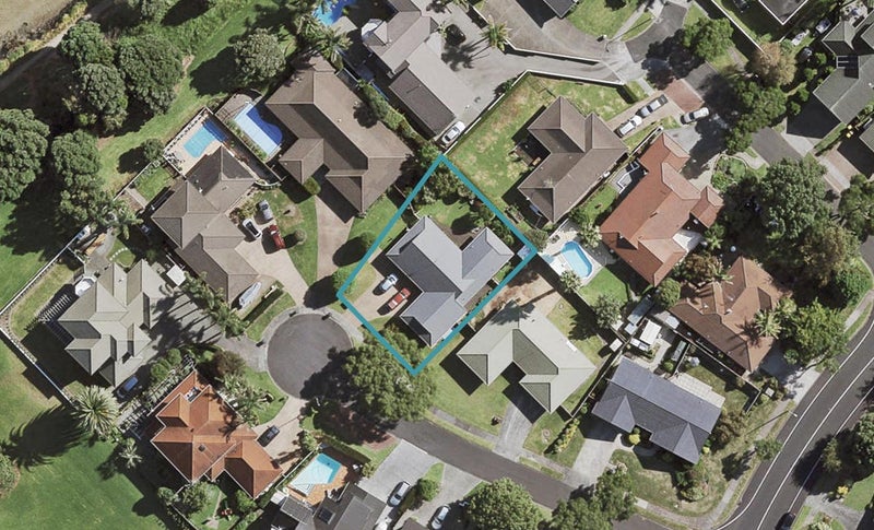 5 Adios Place, Conifer Grove, Takanini - Carousel 1
