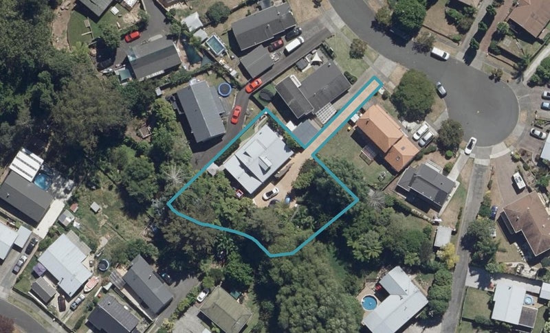12 Homestead Place, Glenview, Hamilton - Carousel 1
