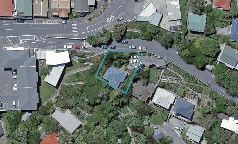 4 Garden Road, Northland, Wellington - Carousel 1