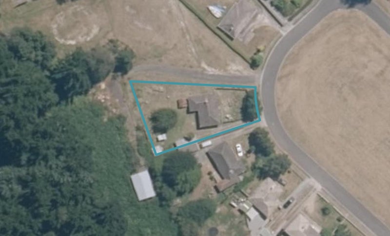 7 Raukawa Crescent, Wairakei, Taupo - Carousel 1