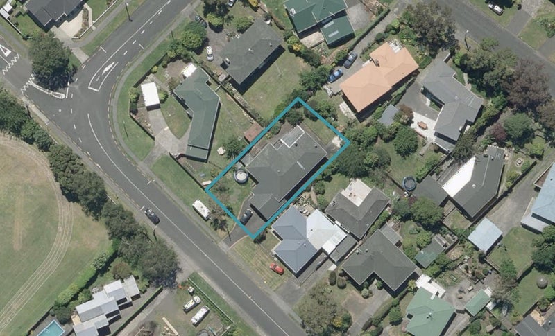 66A Parkes Avenue, Saint Johns Hill, Whanganui - Carousel 1