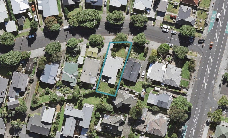4 Altham Avenue, Mount Eden, Auckland - Carousel 1