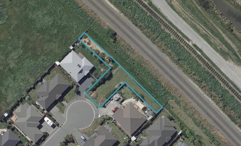 9A The Tors, Heathcote Valley, Christchurch - Carousel 1