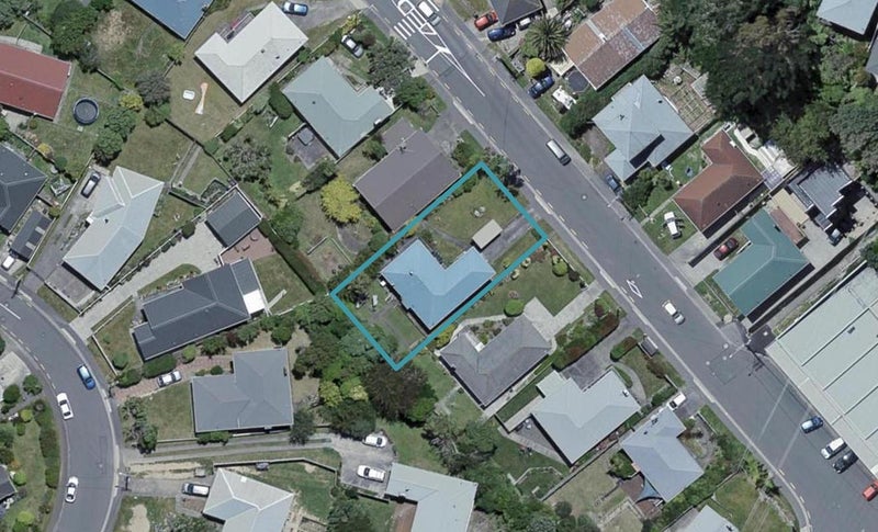 69 Kenmore Street, Newlands, Wellington - Carousel 1