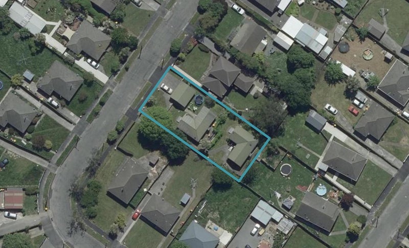 1/12 Primrose Street, Northcote, Christchurch - Carousel 1