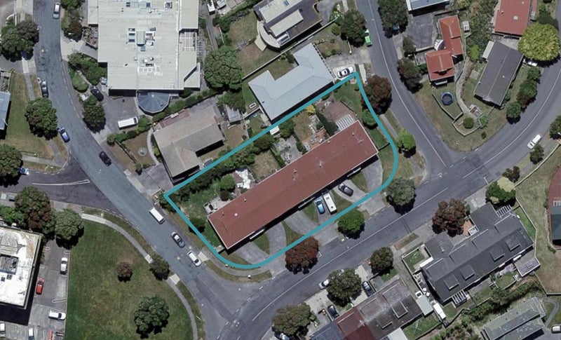 31 Akaroa Drive, Maupuia, Wellington - Carousel 1