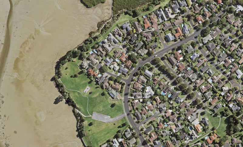 1 Adios Place, Conifer Grove, Takanini - Carousel 1