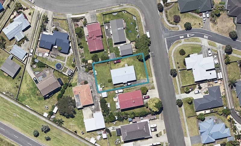 7 Ohuirehe Road, Coastlands, Whakatane - Carousel 1