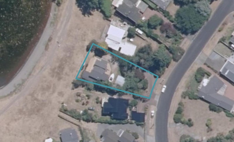 65 Rainbow Drive, Rainbow Point, Taupō - Carousel 1
