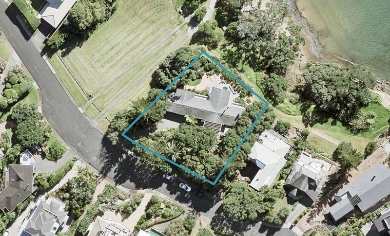 19 Chelverton Terrace, Red Beach, Whangaparāoa - Carousel 1