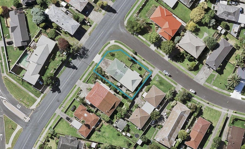 1/63 Stanniland Street, Sunnyhills, Auckland - Carousel 1